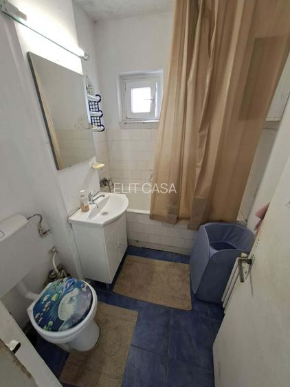 Apartament 3 camere, decomandat, zona Alexandru cel Bun - 7