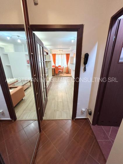 Ion Mihalache - Piata 1 mai / Garsoniera moderna - 11