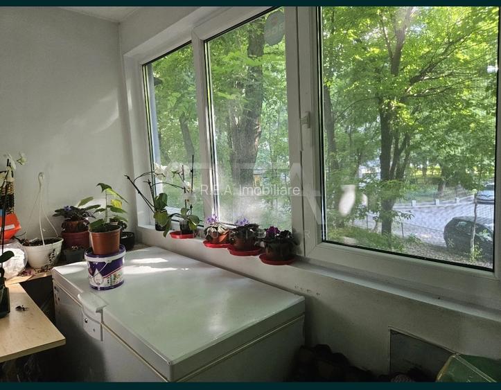 Apartament 3 camere, decomandat, 2 locuri de parcare incluse - Alexandru Obregia - 2