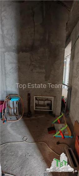 Vila somptuoasa, 10 + camere, S+P+1, 1100mp utili, cu toate utilitatile, in  sec - 11