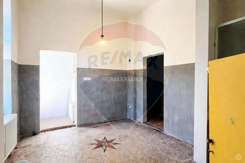 Apartament cu 2 camere de vânzare la curte comune - 2