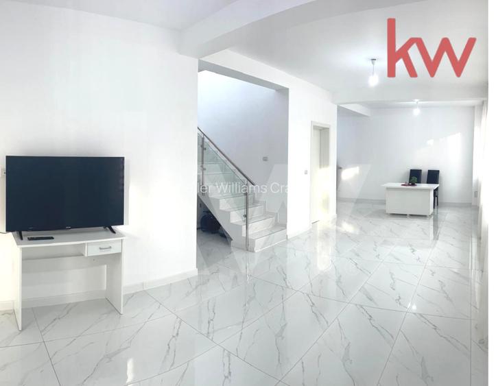 Casa moderna spatioasa, luminoasa si confortabila  - 2