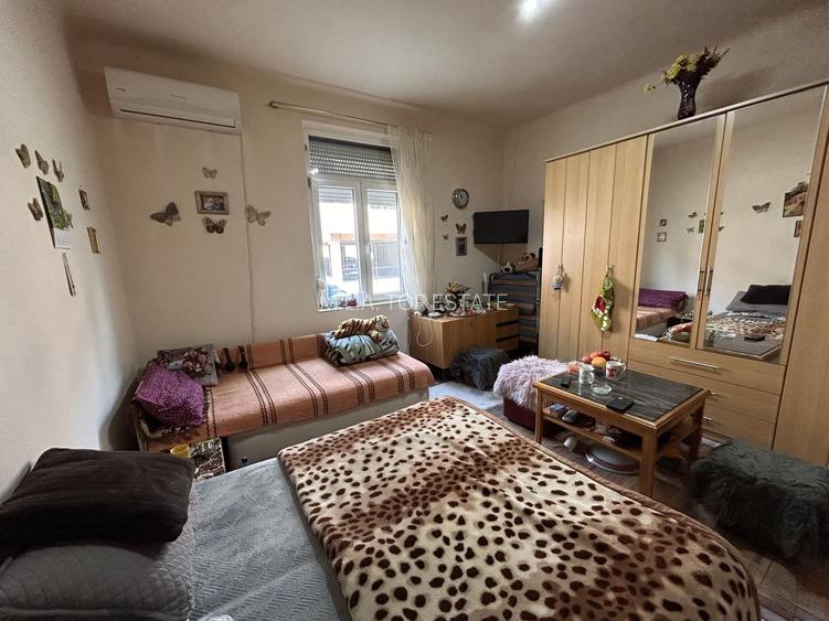 Apartament la casa de vanzare zona Boul Rosu - 6