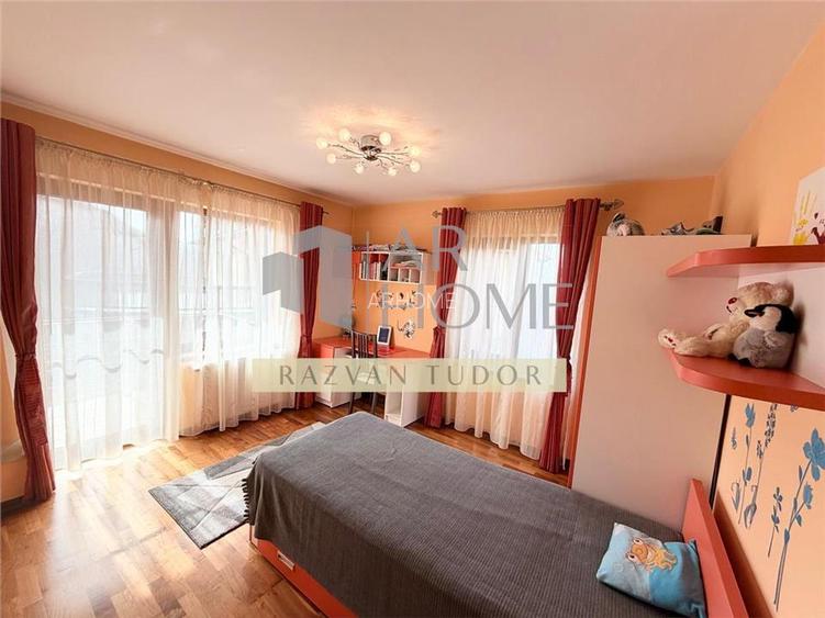 Casa 6 camere + mansarda , cu garaj , beci , Ploiesti , central - 4