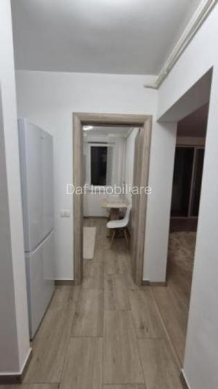 79990 euro - 2camere renovat- eroii revolutiei -piata progresului - 2