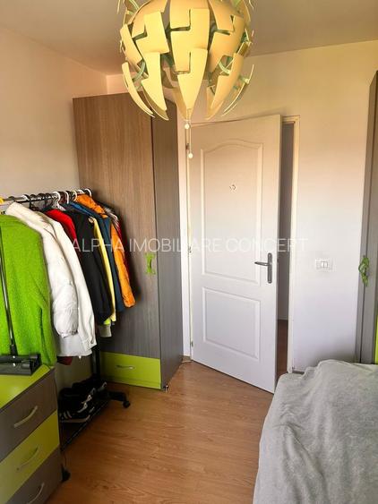 Apartament 3 Camere Semidecomandat - INEL II - 9
