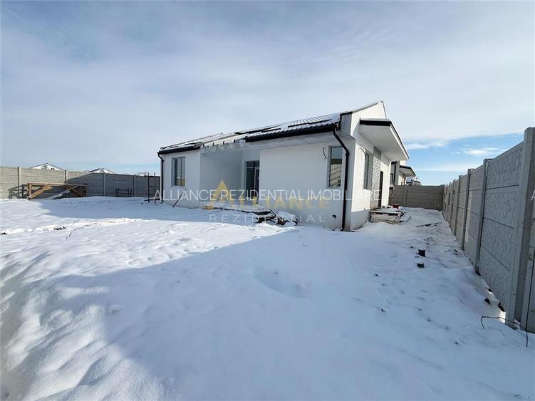 Casa Individuala la intrare in Berceni / 4 Camere / 2 Bai / Dressing - 2