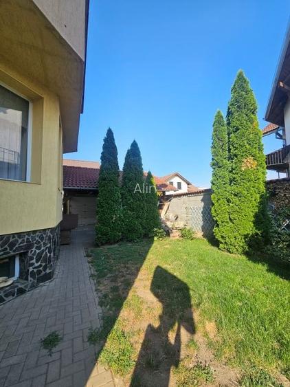 Investitie:Casa cu 2 apt, 8 camere, 308mp utili, 400m de mall Selimbar - 9