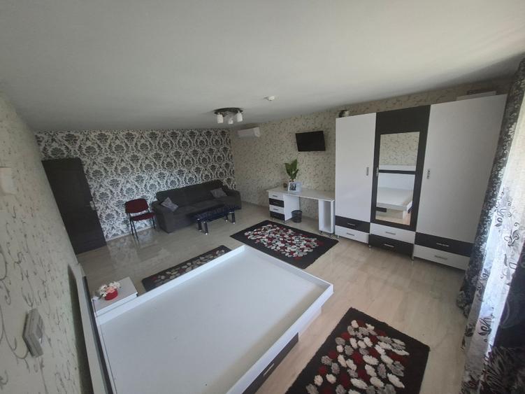 Casă de vânzare în Pipera - 5 camere, ideală pentru familie