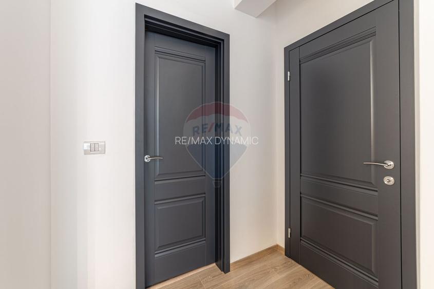 Apartament tip PENTHOUSE, 3 camere de vânzare, posibil RATE, Adora UTA - 11