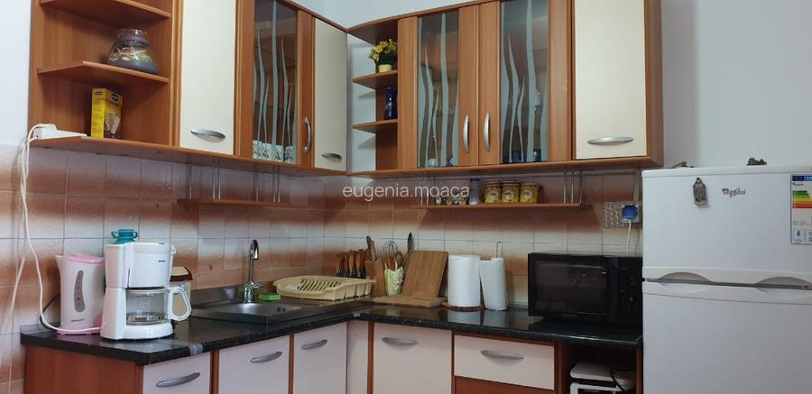 Vând apartament 3 camere aproape de mare - 4