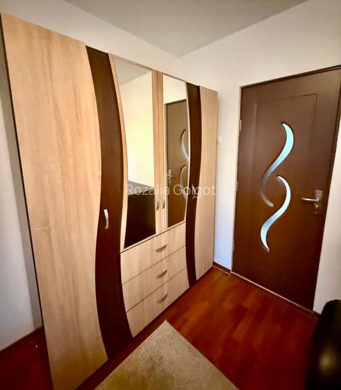 Inchiriez Apartament Renovat 3 Camere Pajura, sect. 1 - 4