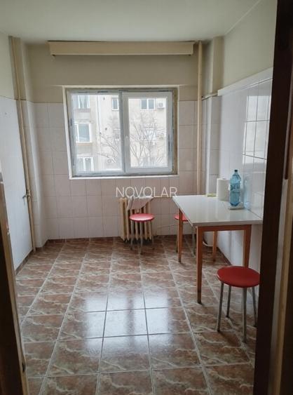 Apartament 3 camere Decomandat - necesita renovare - 5