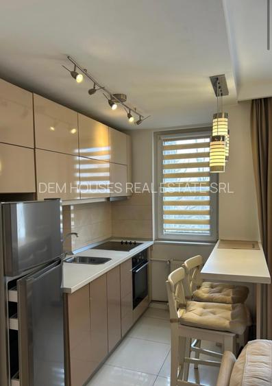 UNIVERSITATE/ ROMANA,apartament superb in imobil 1960 fara risc,renovat,mobilat - 9