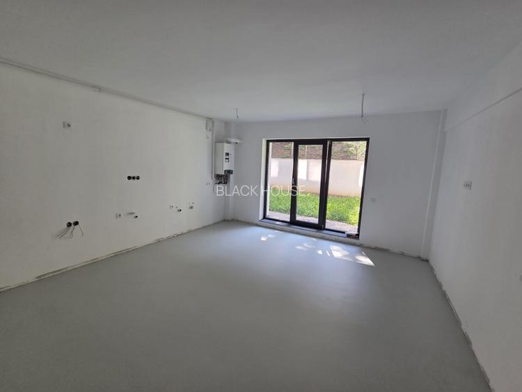 Spatiu de inchiriat. 80 mp utili, 150 teren, parcare, Hasdeu - 5