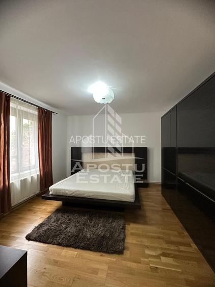 Casa individuala cu 4 camere,2 bai,mobilata,Calea Lipovei - 9