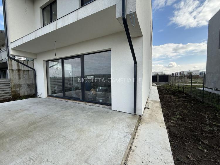 CASA| VILA INDIVIDUALA | LUX| COM 0% | 5 CAM| PROPRIETAR| NOU ! CURTE - 54