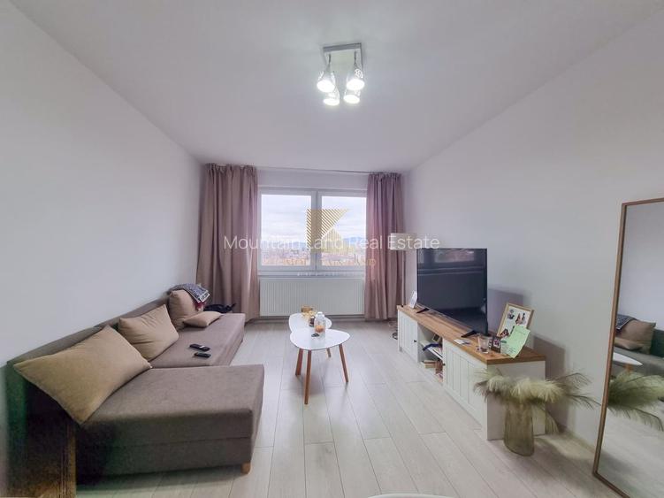 Apartament de 2 camere, semidecomandat, etaj 6/8, mobilat, Victoriei4 - 4