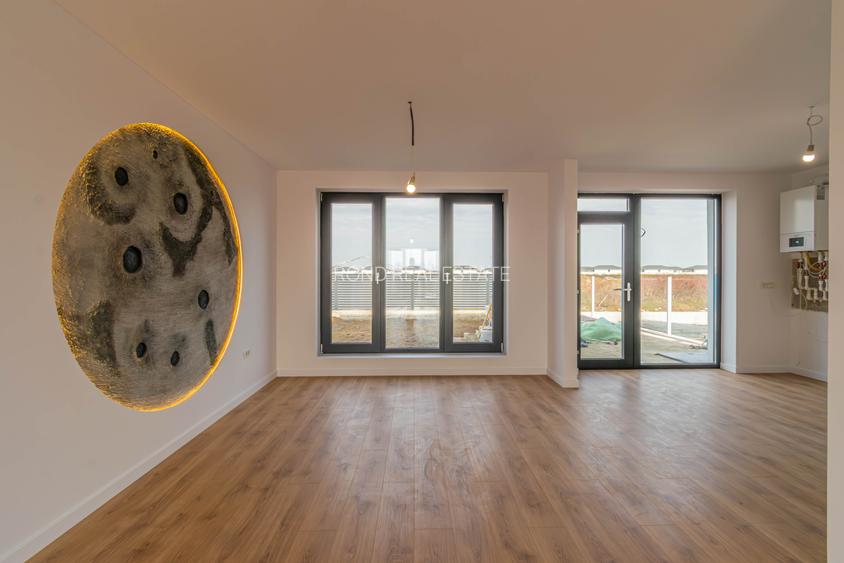 O casă sub propria ei lună - 2