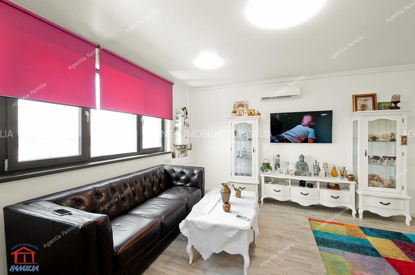 Vanzare studio, zona str.Basarabiei( bloc Central Park), et 7/8, pret 82 000 e. - 5