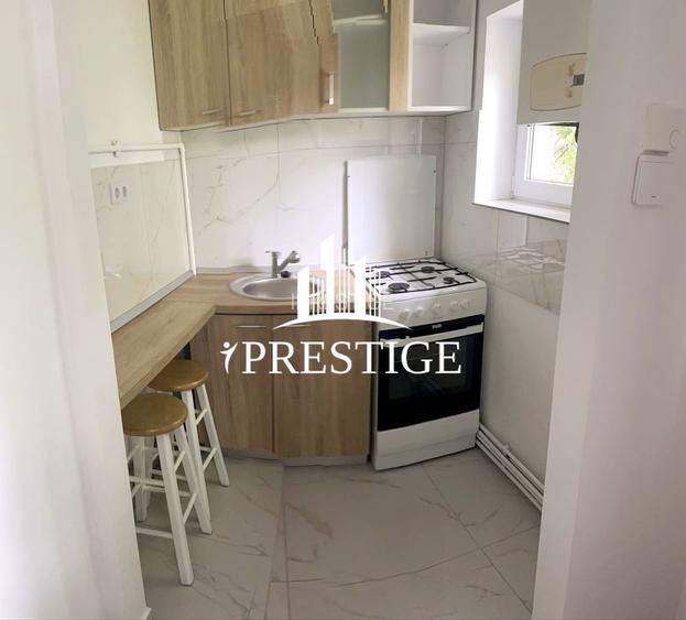 GARSONIERĂ RENOVATĂ ÎN TEREZIAN | ETAJ 2 | BALCON ÎNCHIS - 4