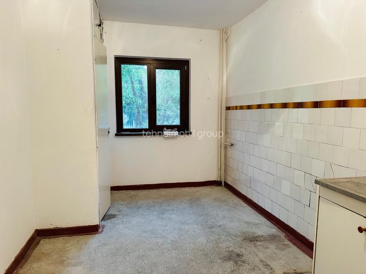 Ultracentral Etaj 1 - 64 m.p. - 2