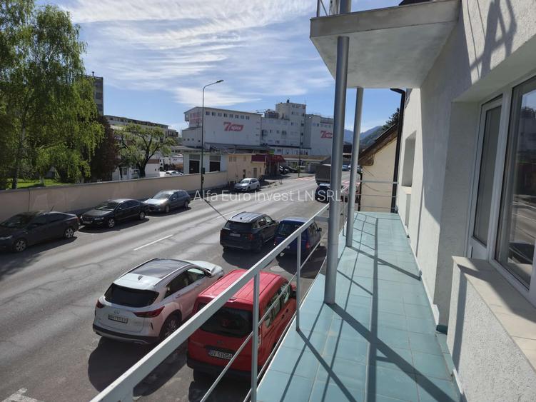 Spatii comerciale de inchiriat - 17