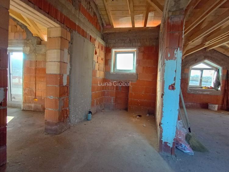 Casă lângă oraș+ teren 1253 mp priveliște superbă ,loc pentru 2 case - 7