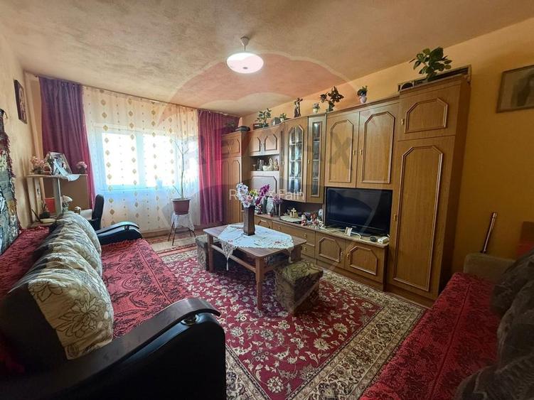 Apartament 2 camere de vanzare - Zona Lazaret - 2