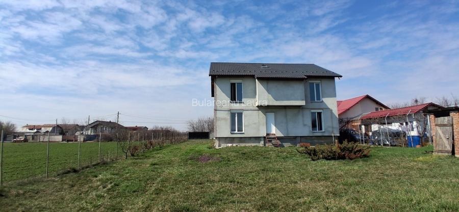 Casa de Vanzare in Baicoi  - 2