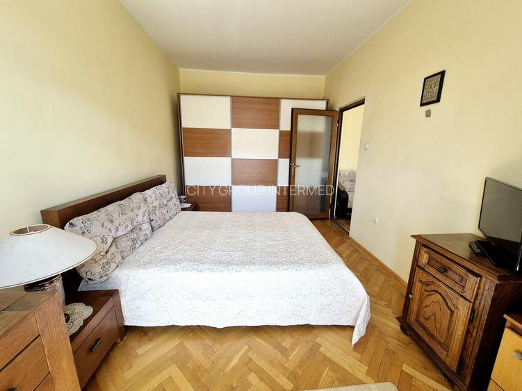 Piata Ovidiu-Comandamentul Marinei-apartament cu farmec aparte si vedere la mare - 3