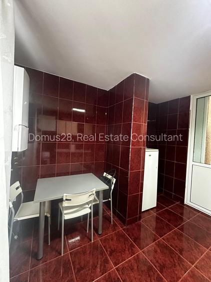 Apartament 3 camere decomandat, centrala proprie, loc de parcare - 13