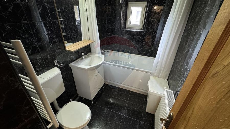 DE INCHIRIAT: Apartament cu 2 camere zona Hotel Europa - 10