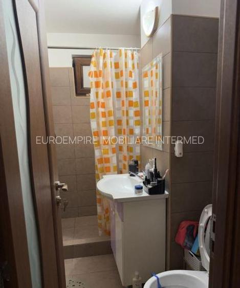 Apartament 4 camere decomandate Pod Butelii - 7