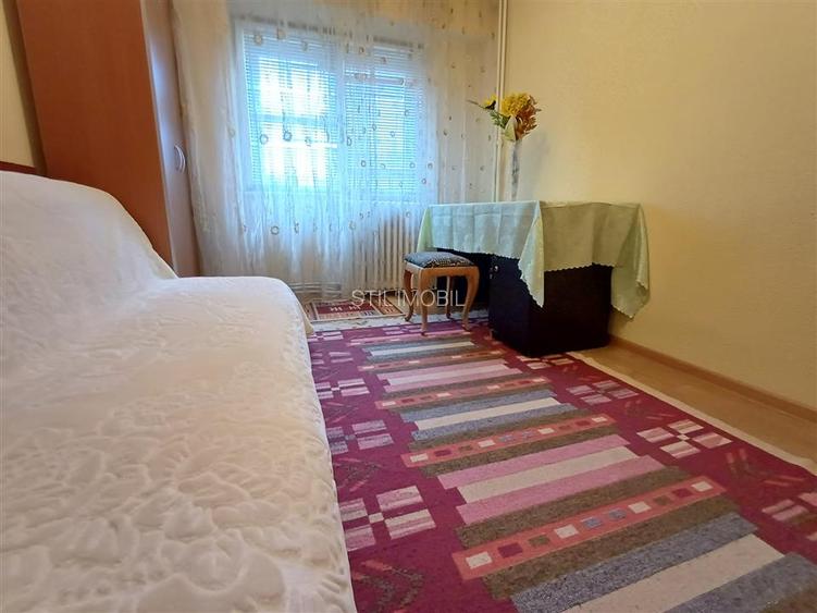 Apartament 3 Camere Decomandat - Blv Independenței- 550 euro - 15