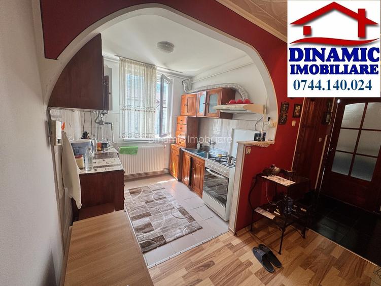 2 cam, decomandat, Str. Progresului 56500 Eur - 7