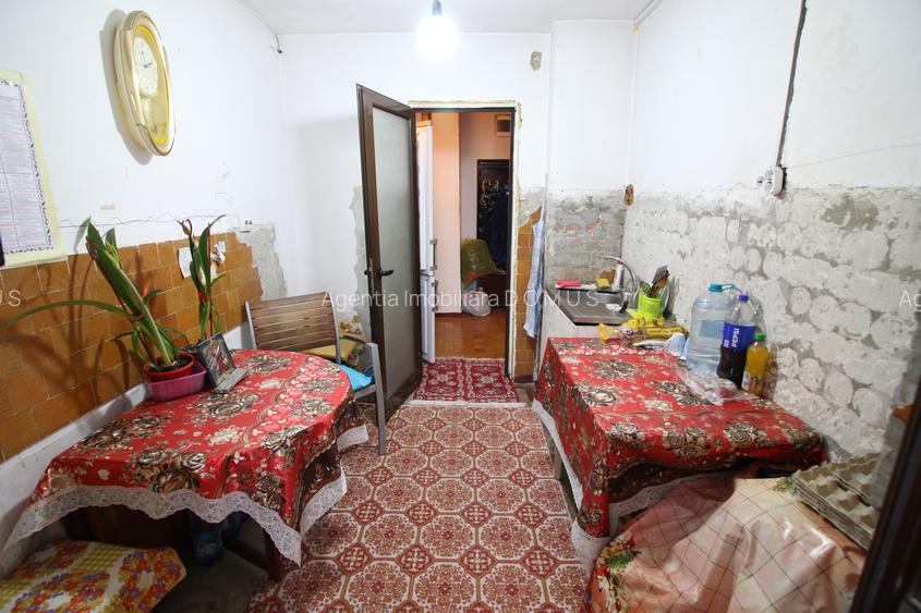 Ap. 3 dec. Micro 17, etaj 3, liber - 3