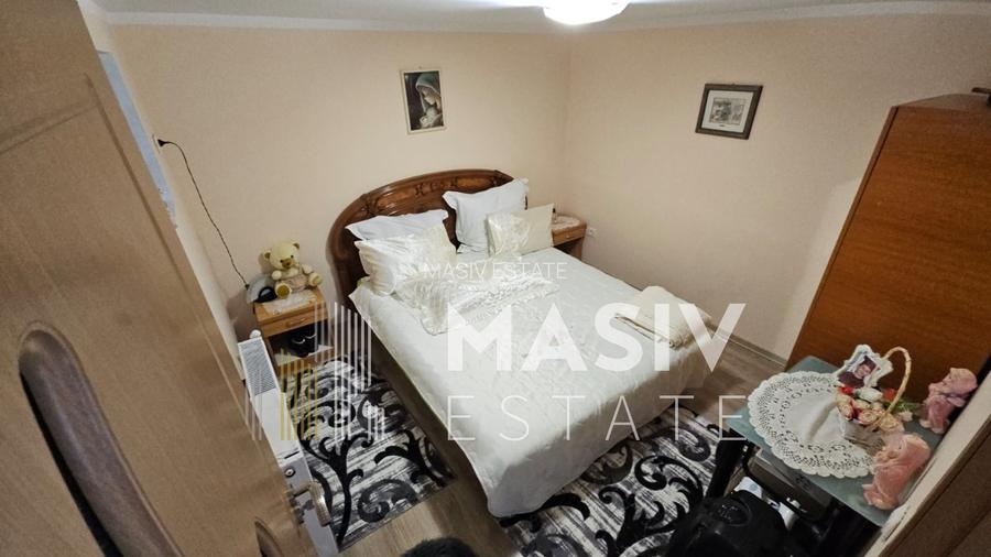 De vânzare, casă cu 5 camere, complet renovată, curte și priveliște superbă. - 4