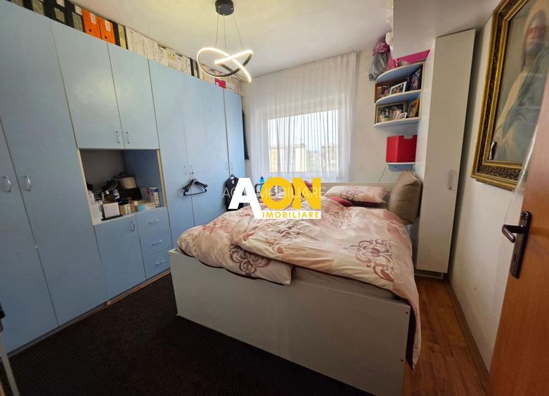 Apartament 4 Camere, 2 Bai, Etaj 3, Zona Cetate - 3