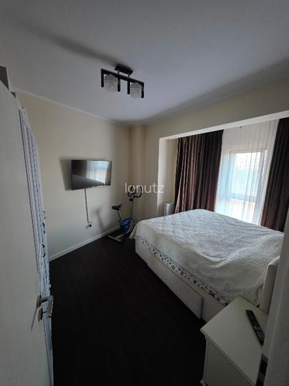 Vand apartament 4 camere Tomis Plus-Palazu Mare - 2