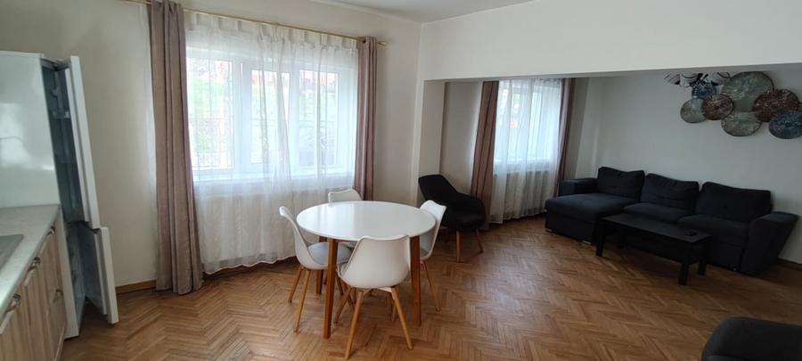 Proprietate cu 3 corpuri in zona Gradina Zoo - Parc Noua