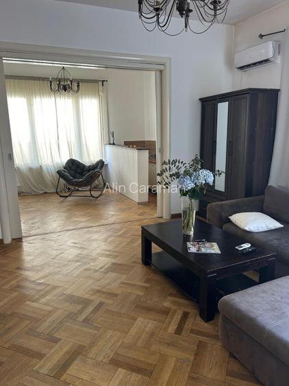 Inchiriez studio dublu zona Universitate - Armeneasca - 2