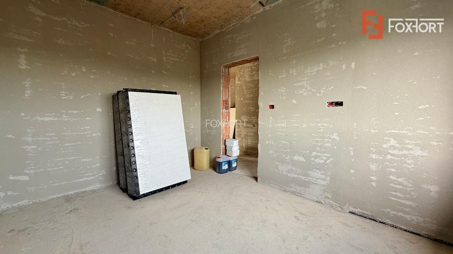 Duplex de vanzare, 3 camere pe parter + pod - Mosnita Veche - 6