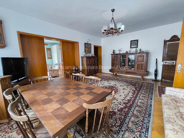 Vila cu 2 apartamente spatioase si teren de 670 mp. - 7