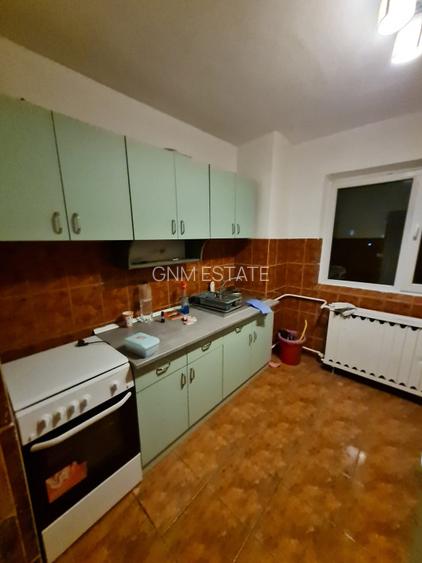 2 Camere Et. 8/8 - 3 min Piata Crangasi - 5