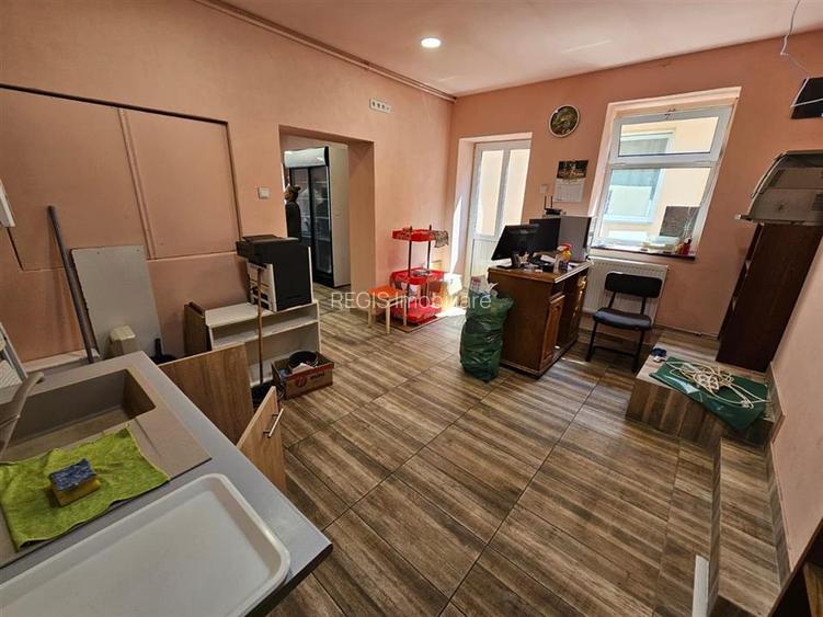 Spatiu comercial Central - 3