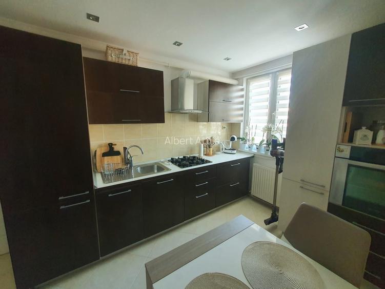 Apartament cu 3 camere utilat si mobilat complet - 5