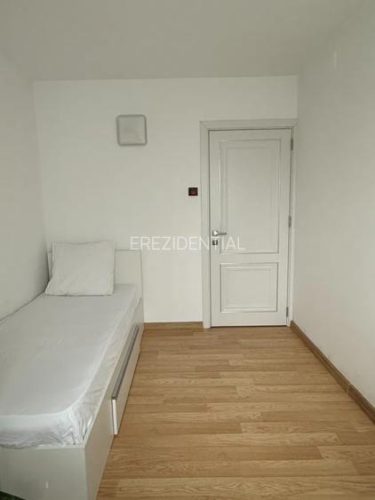 Apartament 3 camere  decomandat – zona Titan - 1 Decembrie - 12