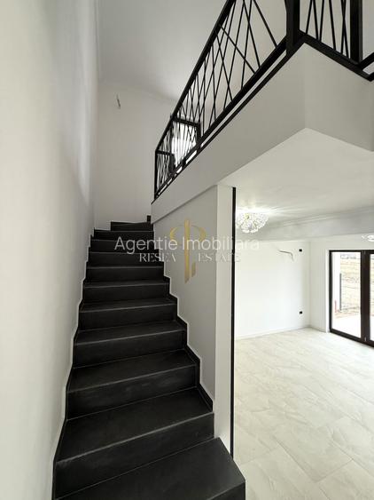 COMISION 0%| Casă înșiruită | 3 camere - 2 bai| Giroc - 8