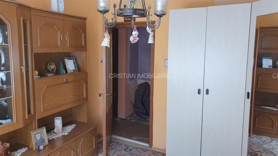 3 camere, etaj de mijloc, confort 1 decomandat, Viziru 3 - 3